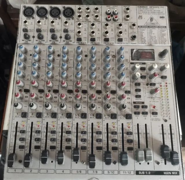 A Mesa de Som Behringer Eurorack  - Foto 2