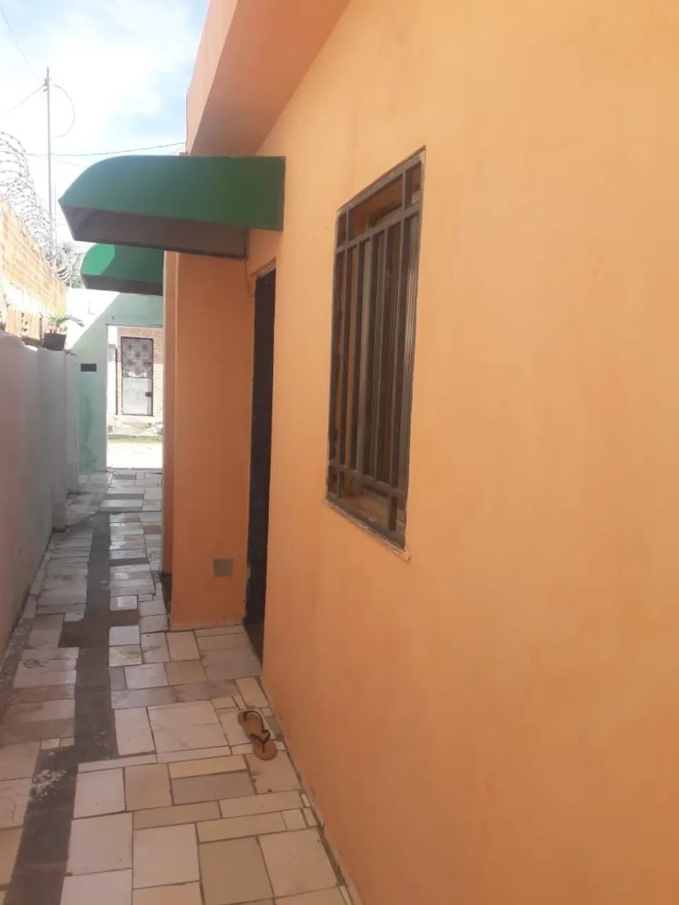 Terreno com 3 casas 