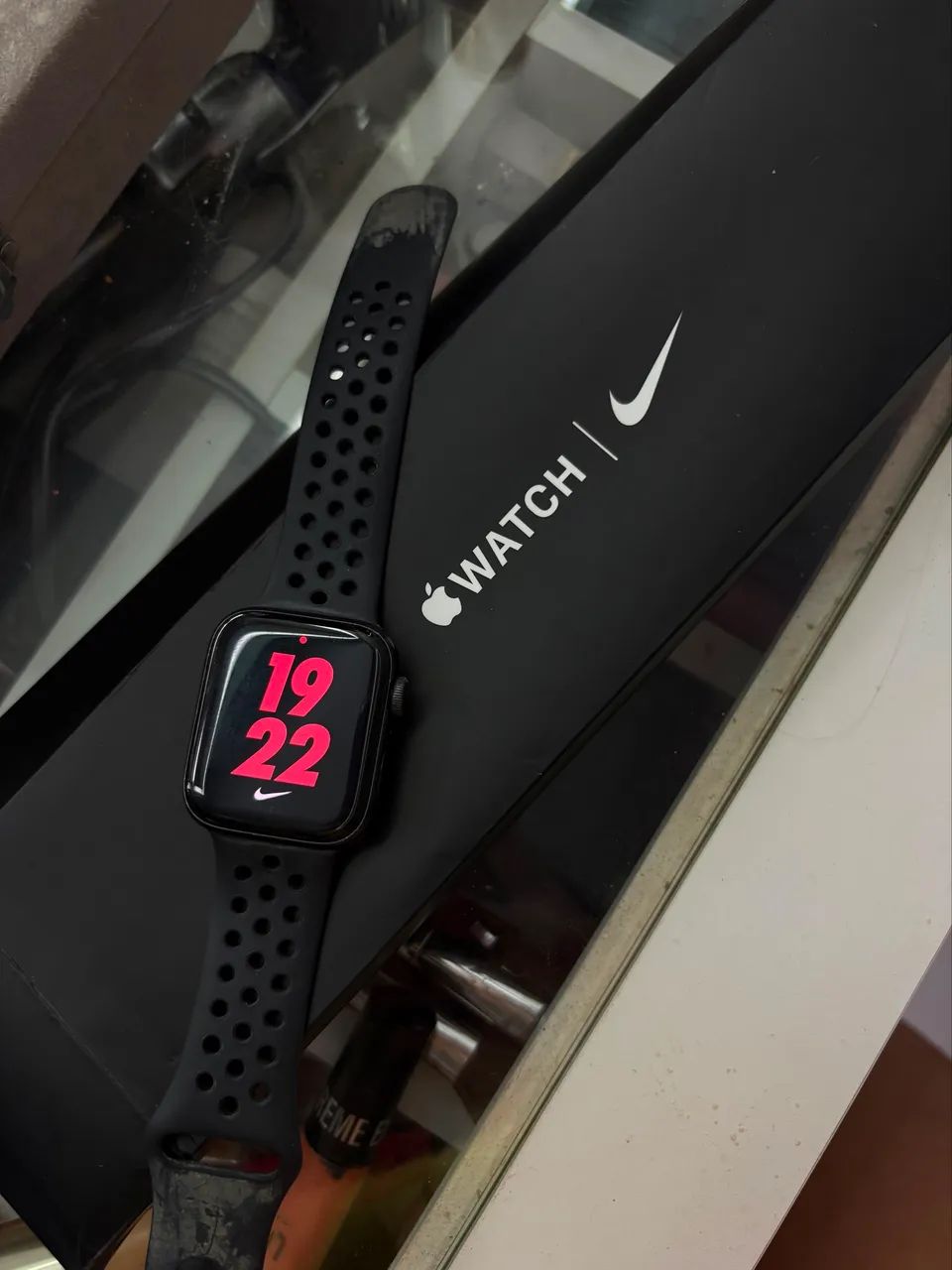 VENDE- SE Apple Watch Nike SE