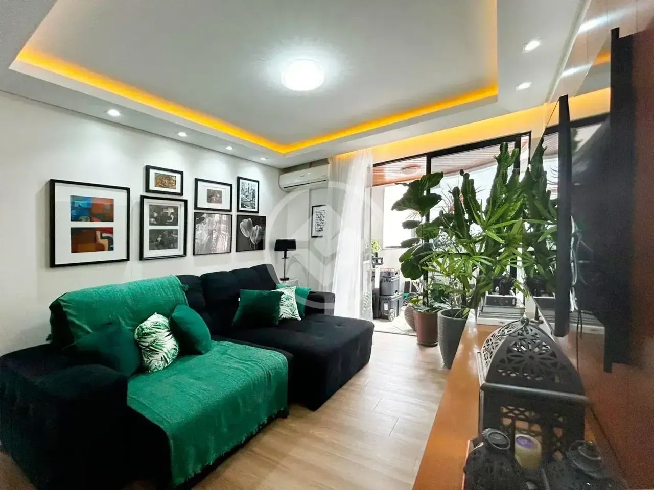 AK-APARTAMENTO NO ESTREITO À VENDA  03 QUARTOS (1 SUÍTE)  VAGA COBERTA  PRÉDIO COM ELEVADO - Foto 2
