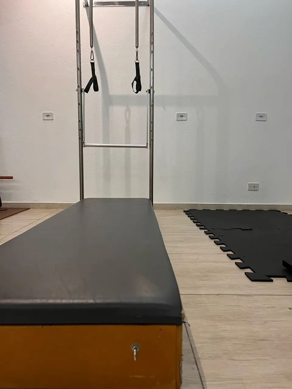 Pilates wall unit 