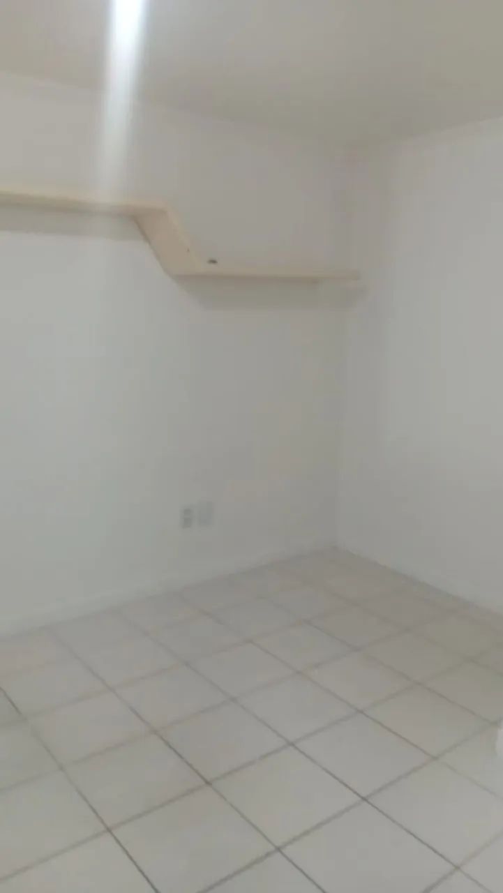 Procura- profissional da área da beleza para dividir espaço  - Foto 4
