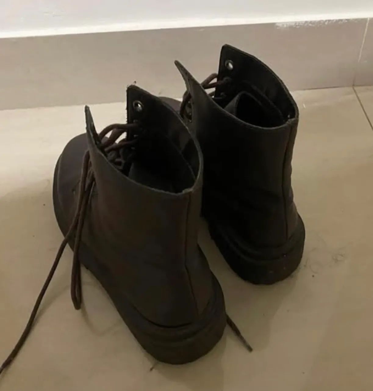 BOTA COTURNO MARROM