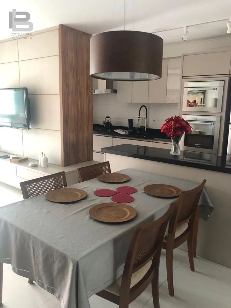 Lindo Apartamento no Jazz Club em Florianópolis - Foto 3