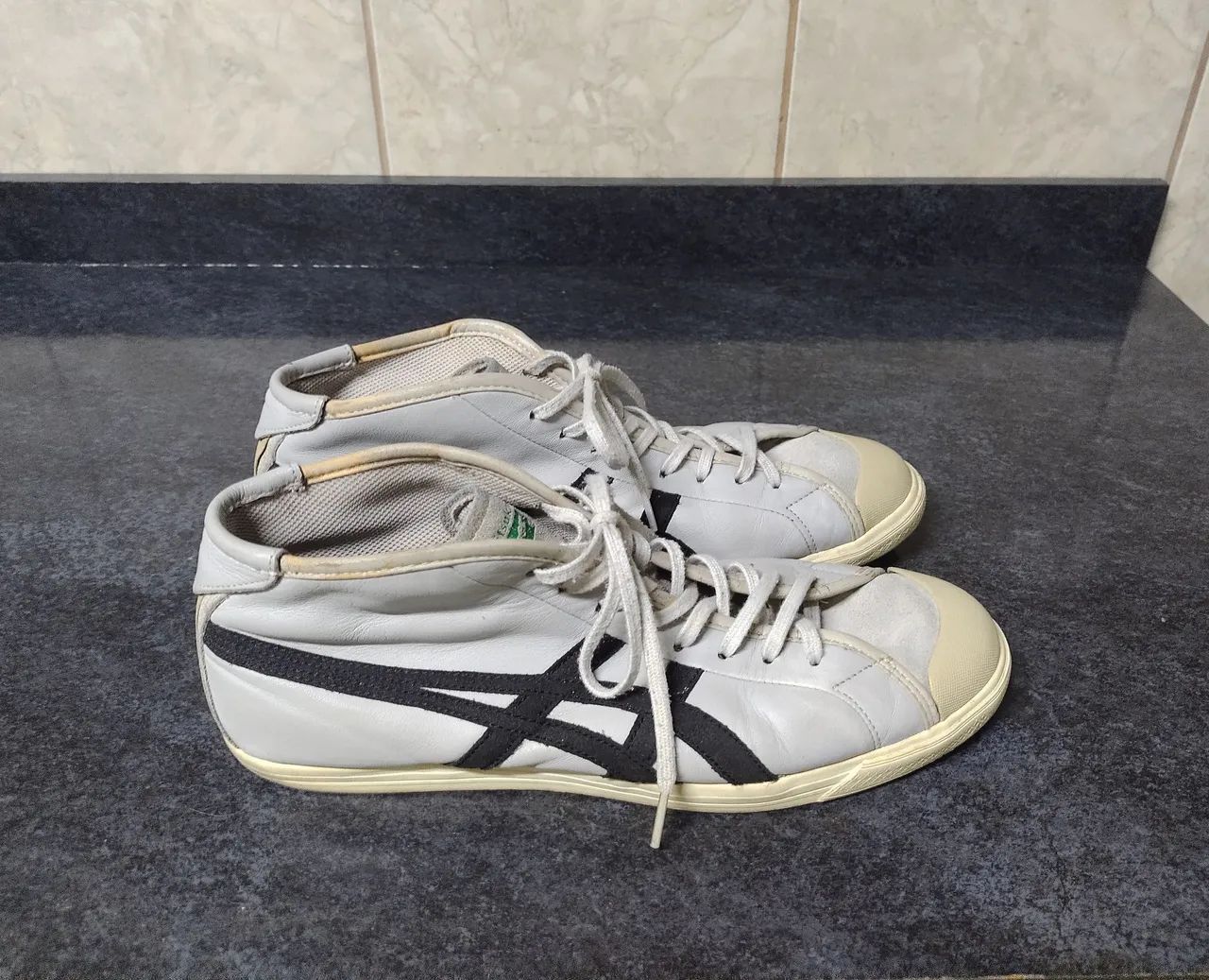 Tênis Tiger Onitsuka 40
