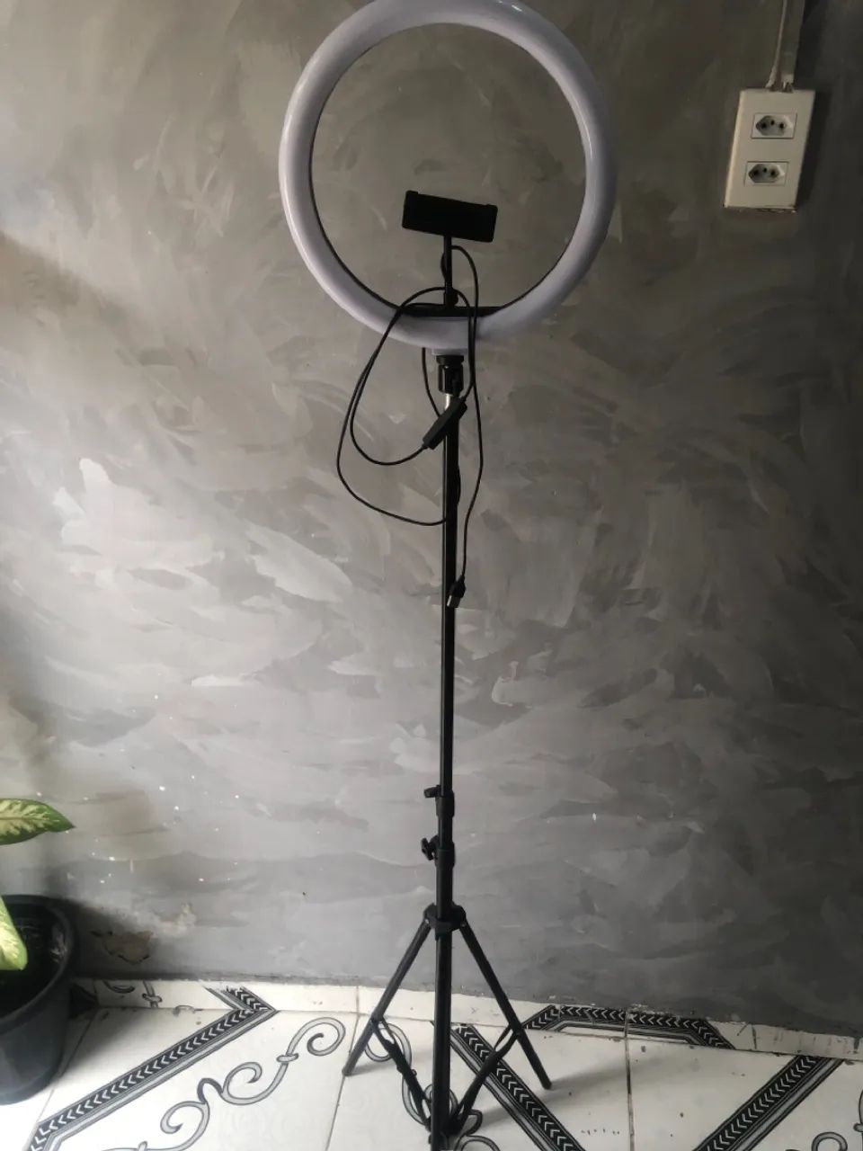 Ring light