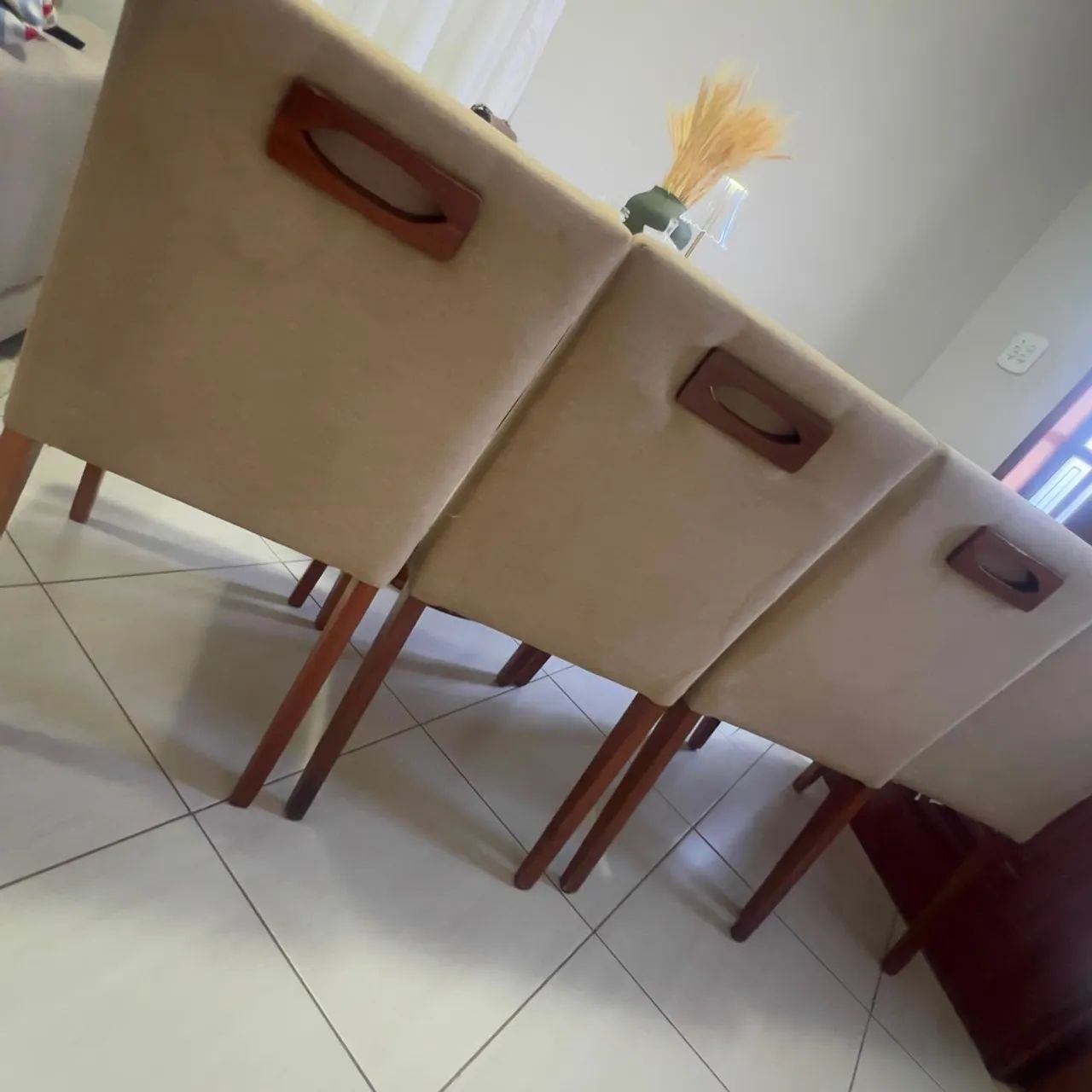 4 cadeiras em linho para sala - Foto 2