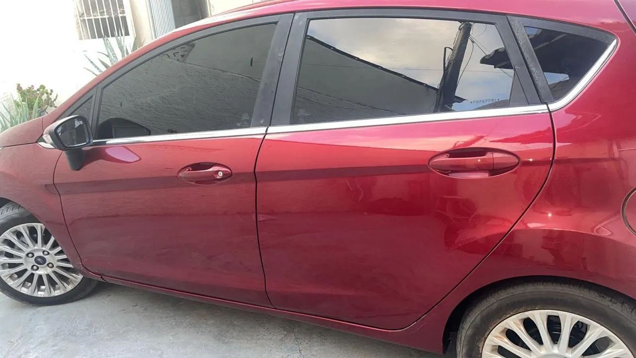 Ford Fiesta Fiesta TIT./TIT.Plus 1.6 16V Flex Aut. 2015