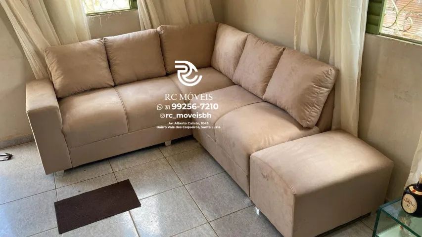 Sofá de Canto com Puff Material suede D33 Confortável Direto da Fábrica - Foto 2
