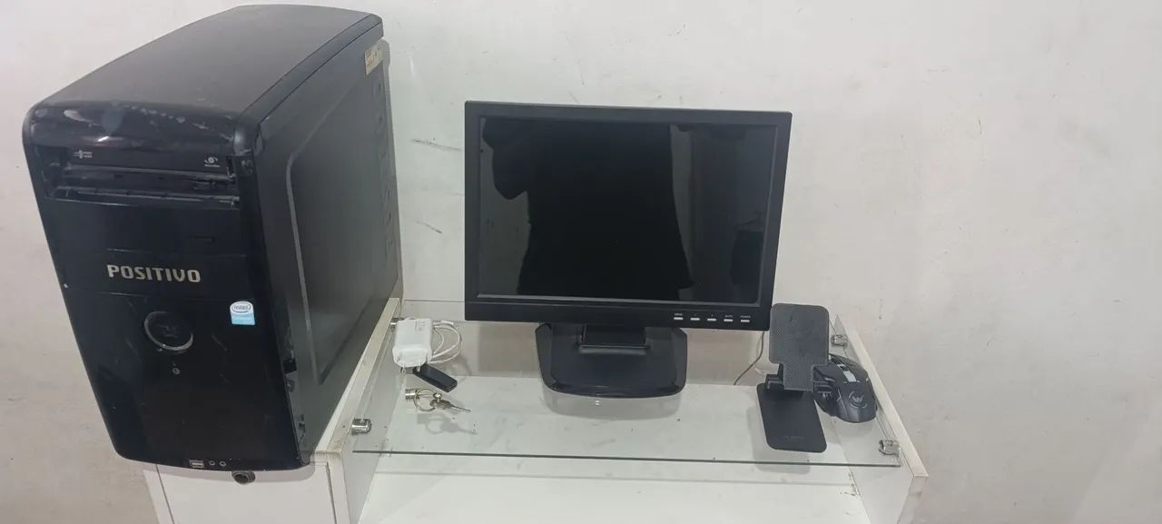 computador acompanha o mouse e monitor e cpu  funciona perfeitamente  - Foto 2