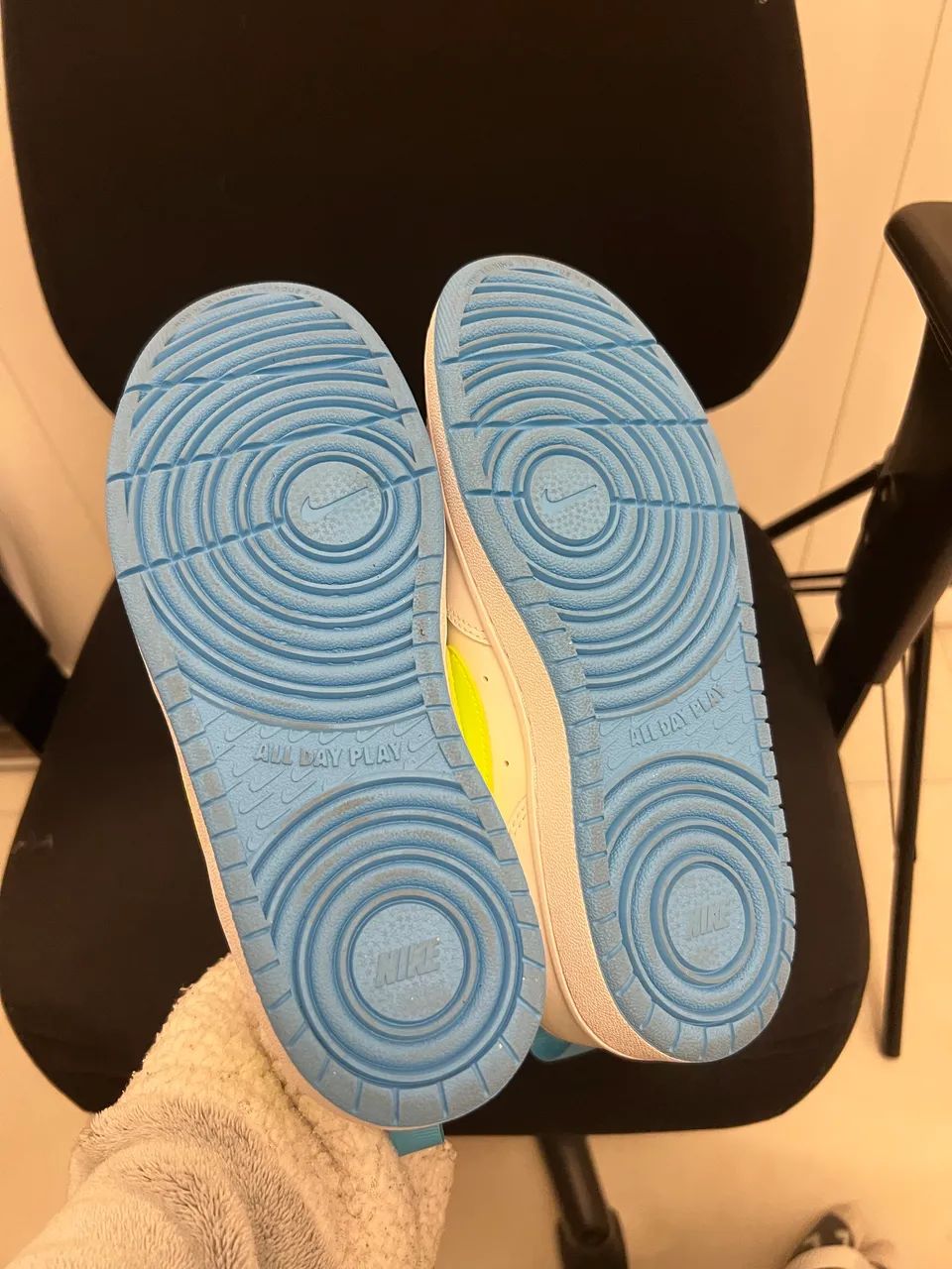 Tênis Nike 35 - Foto 2