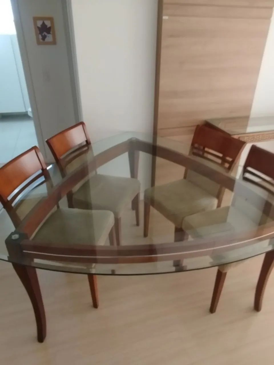 Mesa de Jantar Triangular com 6 Cadeiras - Foto 2