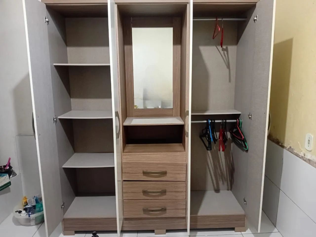 Guarda-roupa
