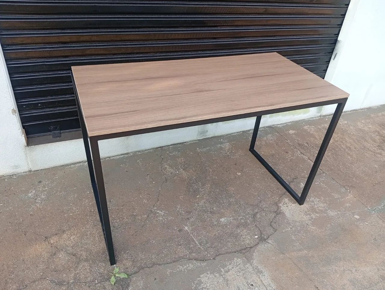 Mesa multiuso estrutura de aço 