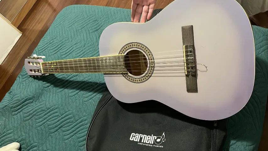 Violão juvenil roxo