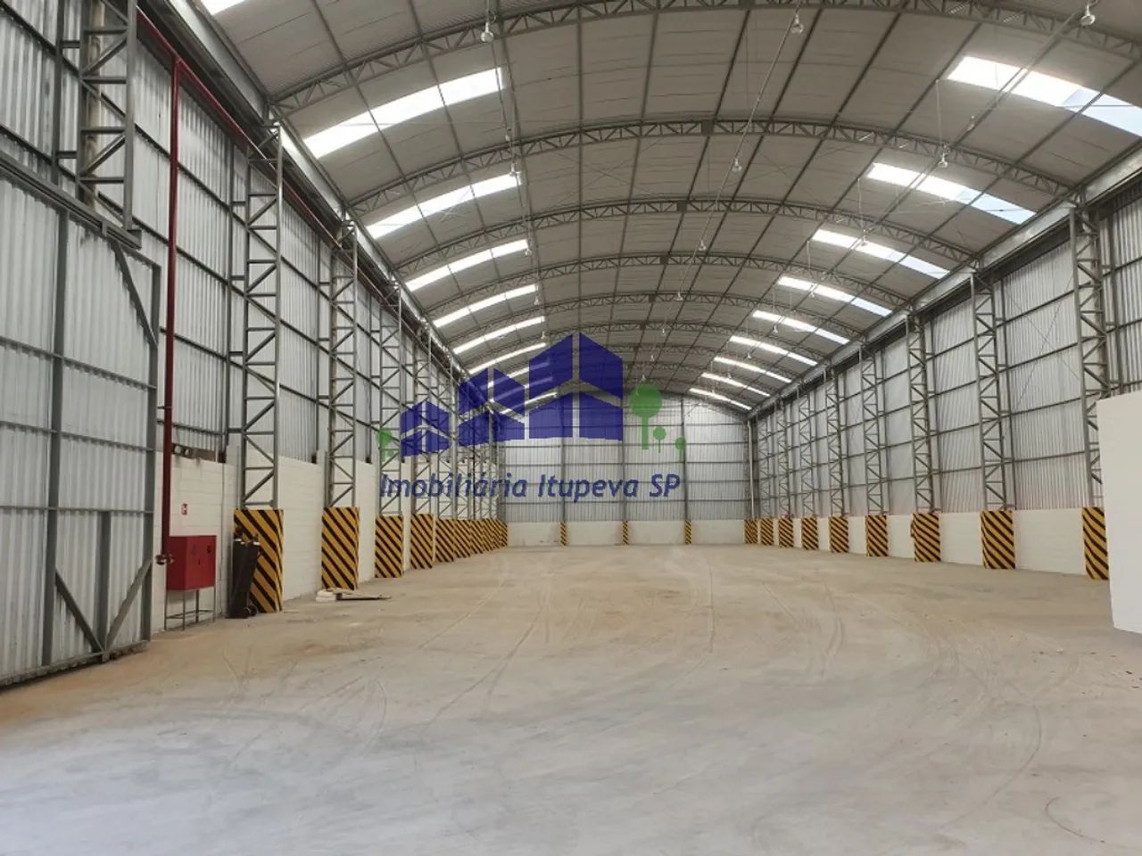 Locação de Galpão Industrial em Condomínio no Parque das Nações, Limeira-SP: 2 salas, 2 ba