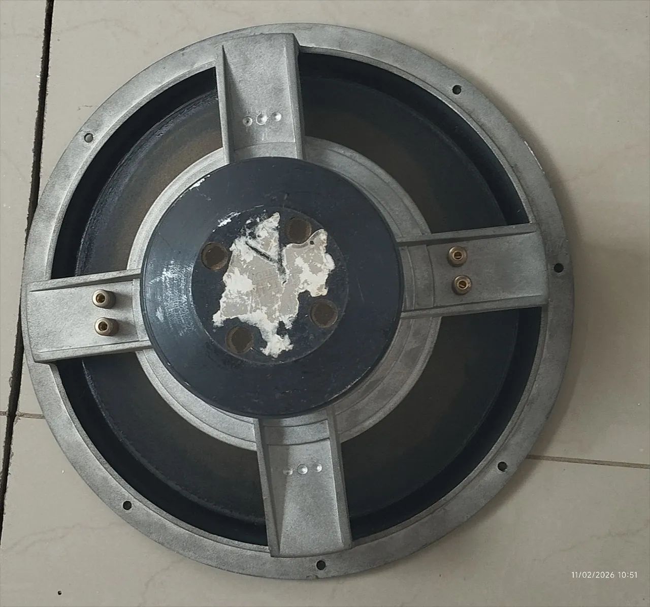Falante de 15 " $$$ 350 2