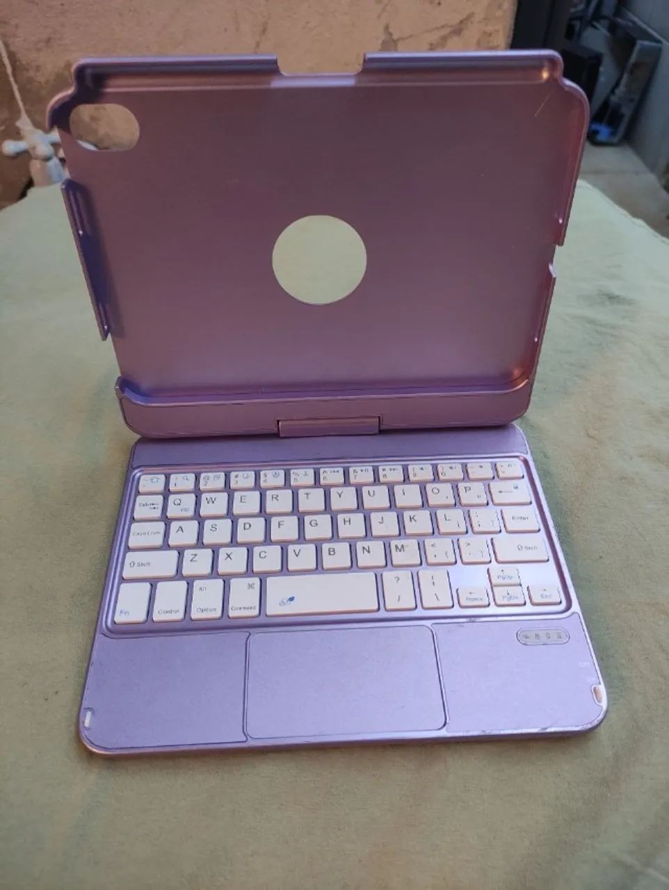 Capa com teclado para iPad Mini 6
