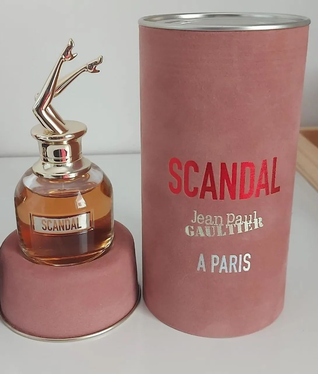 Perfume feminino scandal