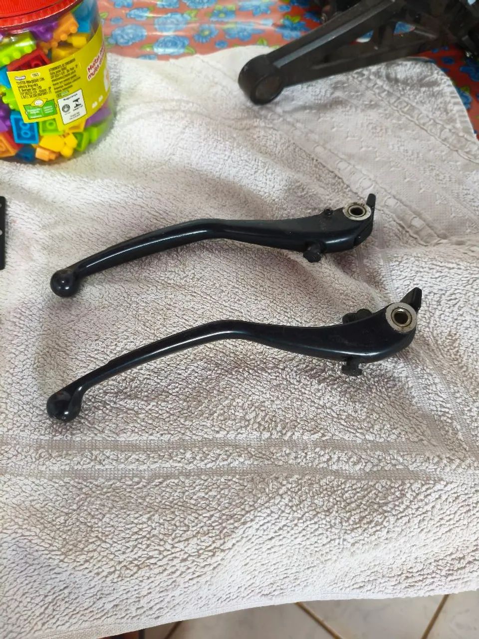 Pedaleiras originais e manetes de freio e embreagem e bolha frontal Ducati Diavel - Foto 5
