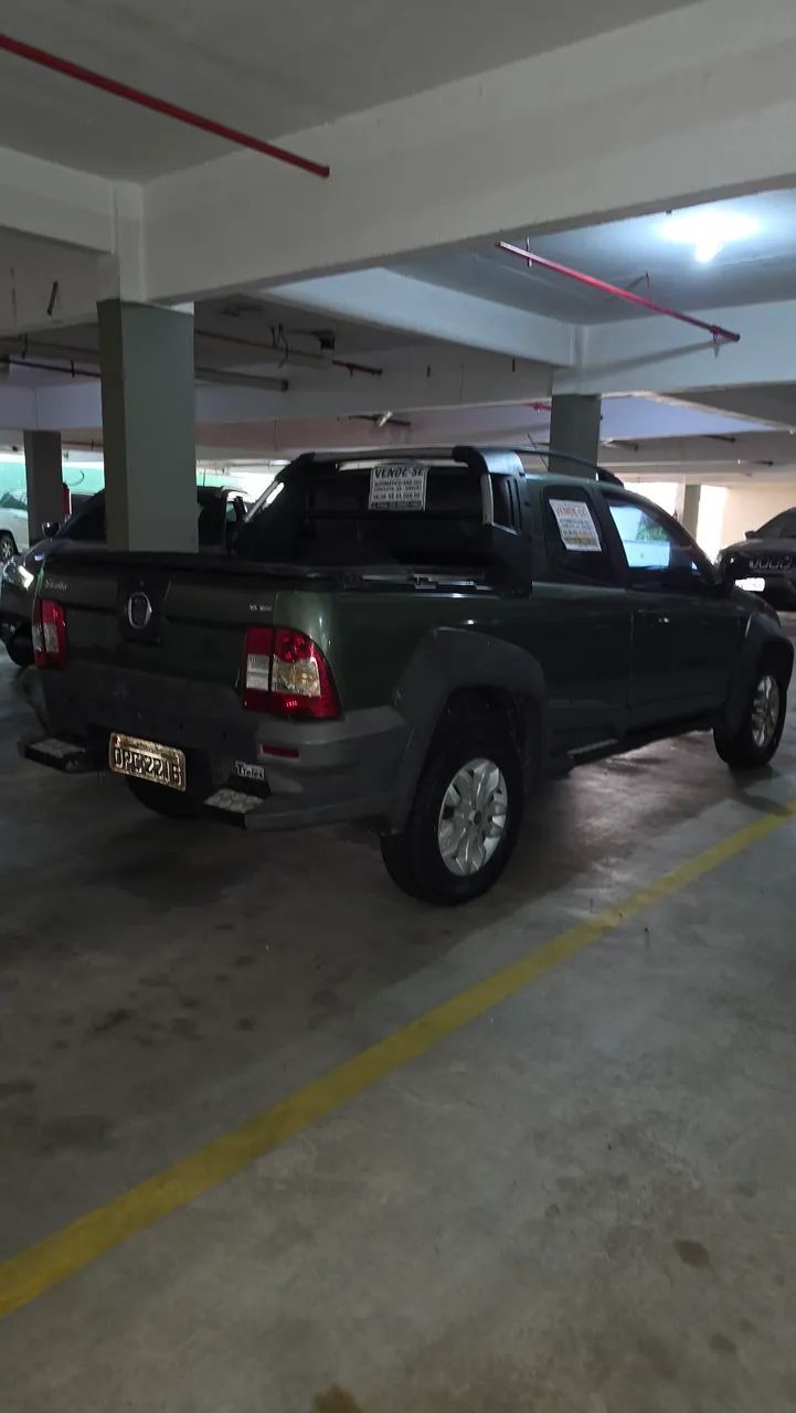 Fiat Strada Adv.1.8 16V Dualogic Flex CD 2013 - Foto 2