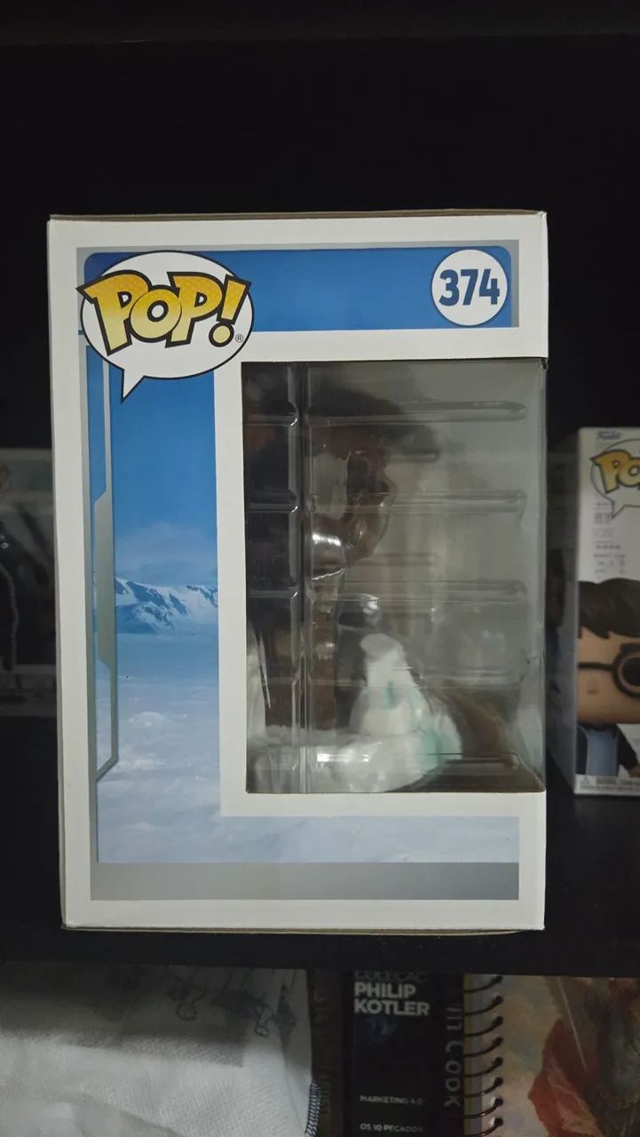 Funko Pop! Deluxe Flocked Chewbacca, Amazon Exclusive - Foto 4