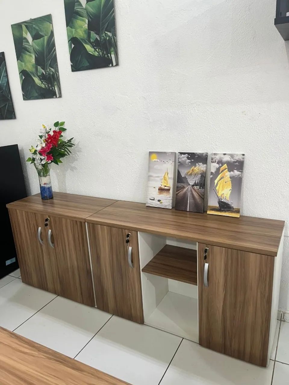 Armários baixos promoção leia o anúncio