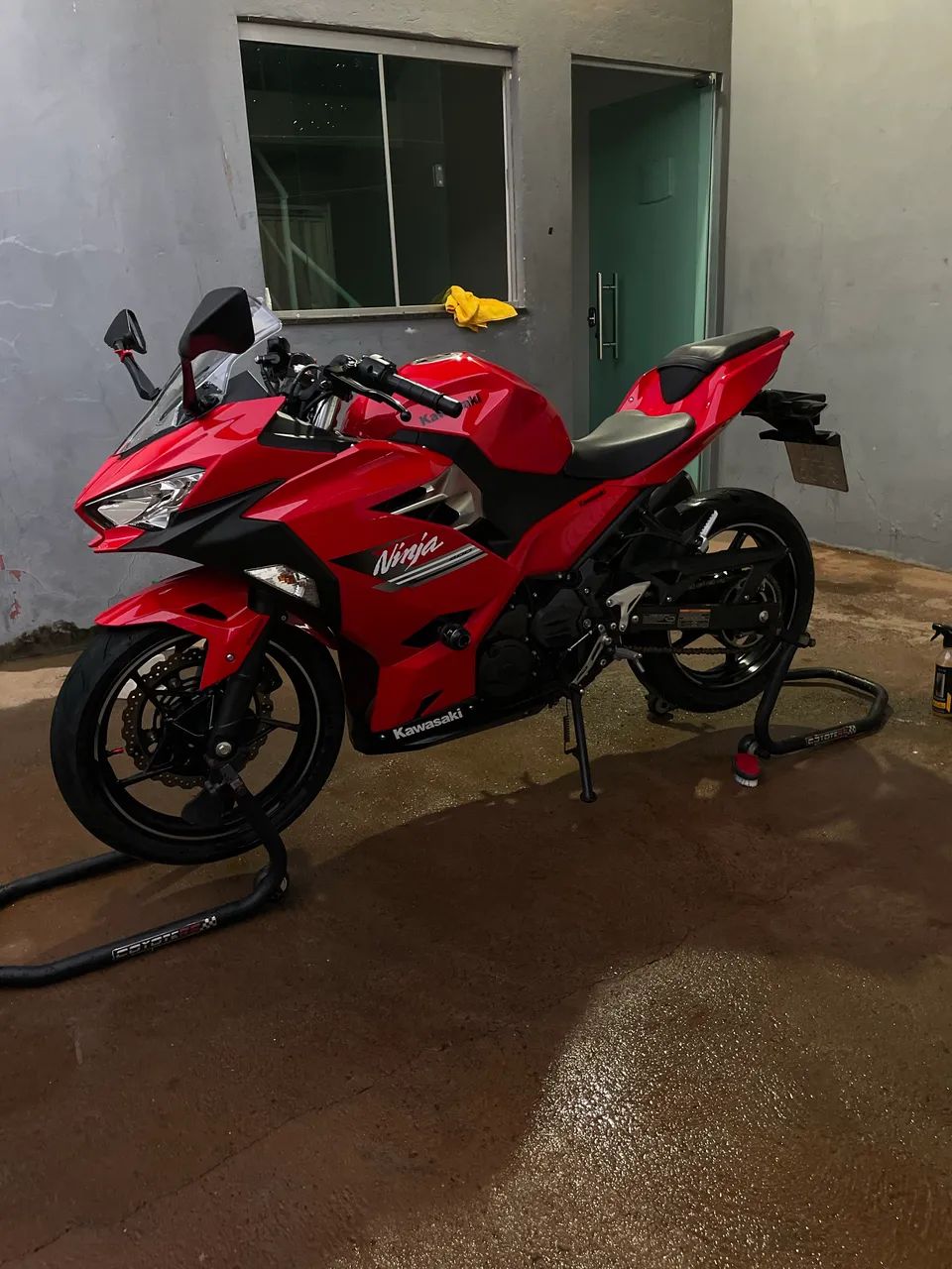 KAWASAKI NINJA 400 - Foto 3