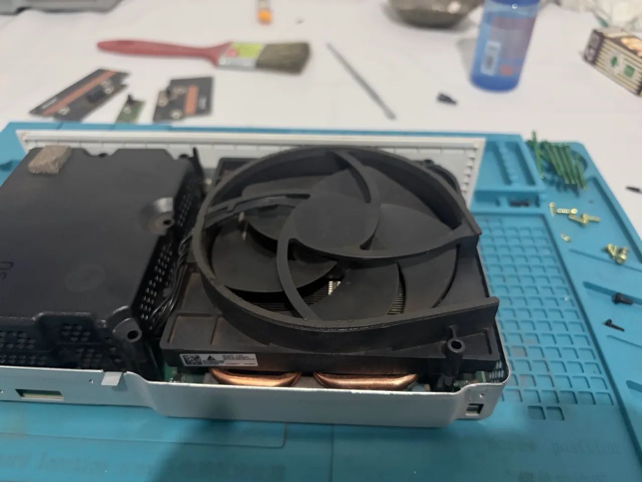 Limpeza interna e teoca da pasta termica de videogames  - Foto 2
