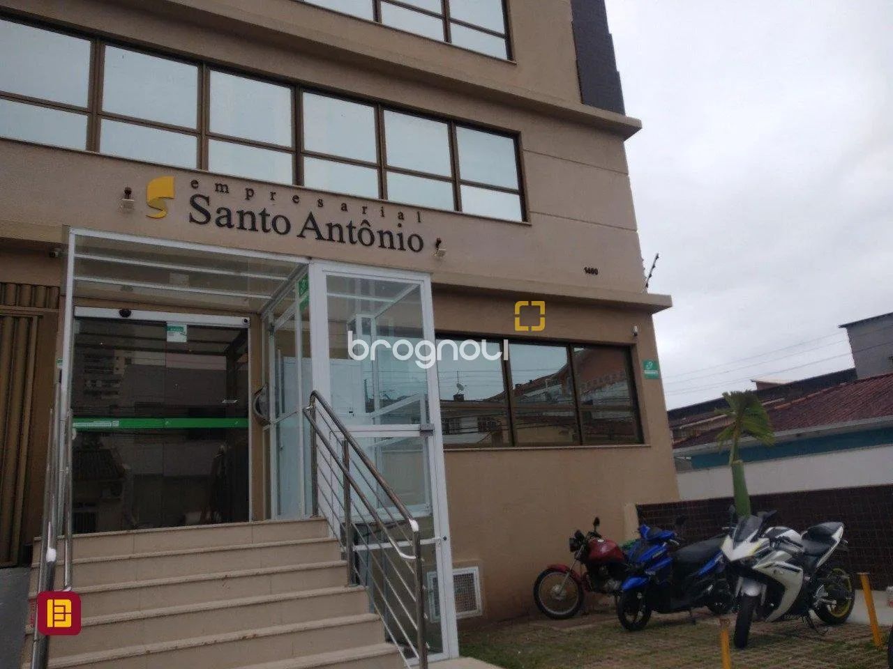 Sala comercial bem localizada em Barreiros - Foto 2