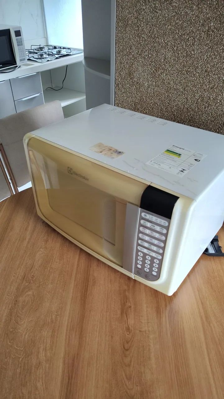 Micro-ondas Electrolux 31 Litros