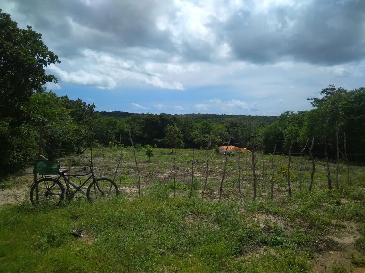 TERRENO À VENDA OU TROCA - 1.500 m² 