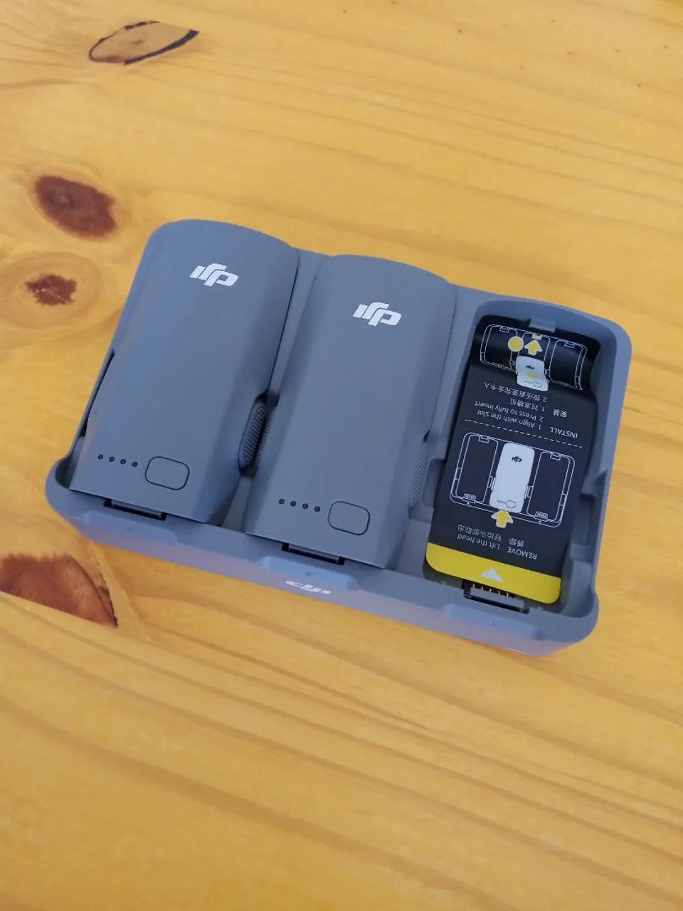 Dua baterias e hub de carregamento para drone DJI NEO 2 - Foto 3