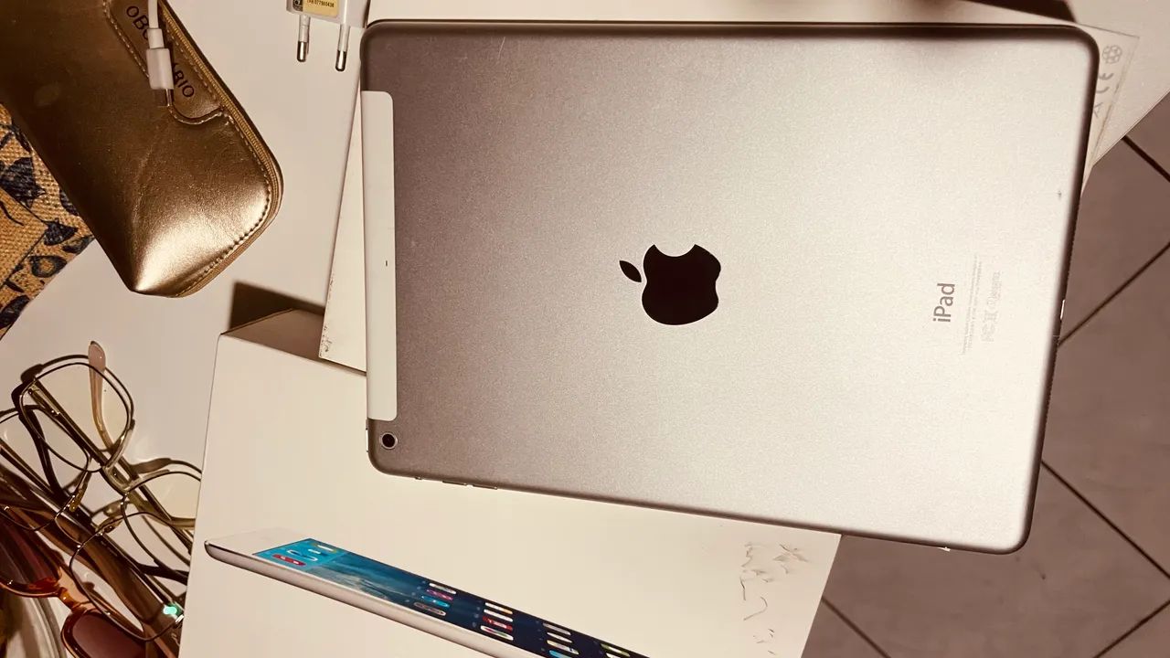 iPad Air 64gb Pega chip + Wi-Fi 