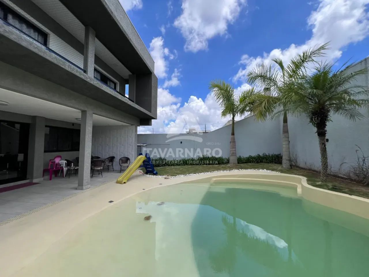 Casa Condomínio em Ponta Grossa