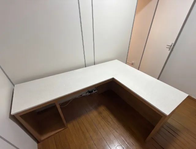 Mesa em L  (MDF 4cm QuartzoImportado) escritório  - Foto 2