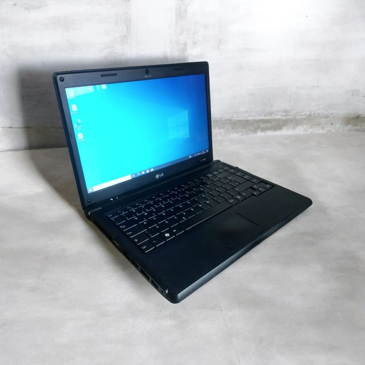 Notebook LG 14" 4gb memória 320GB Full hd 