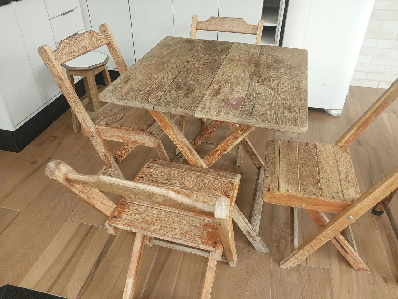 Mesas com Cadeiras 