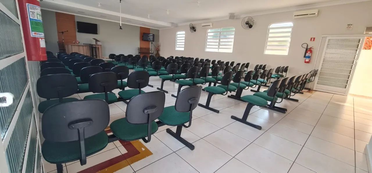 Sala Comercial para Venda em Campo Mourão, Centro, 1 dormitório, 2 banheiros - Foto 4