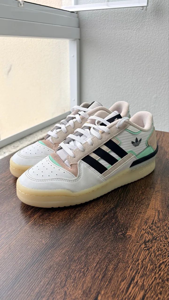 forum exhibit low cloud