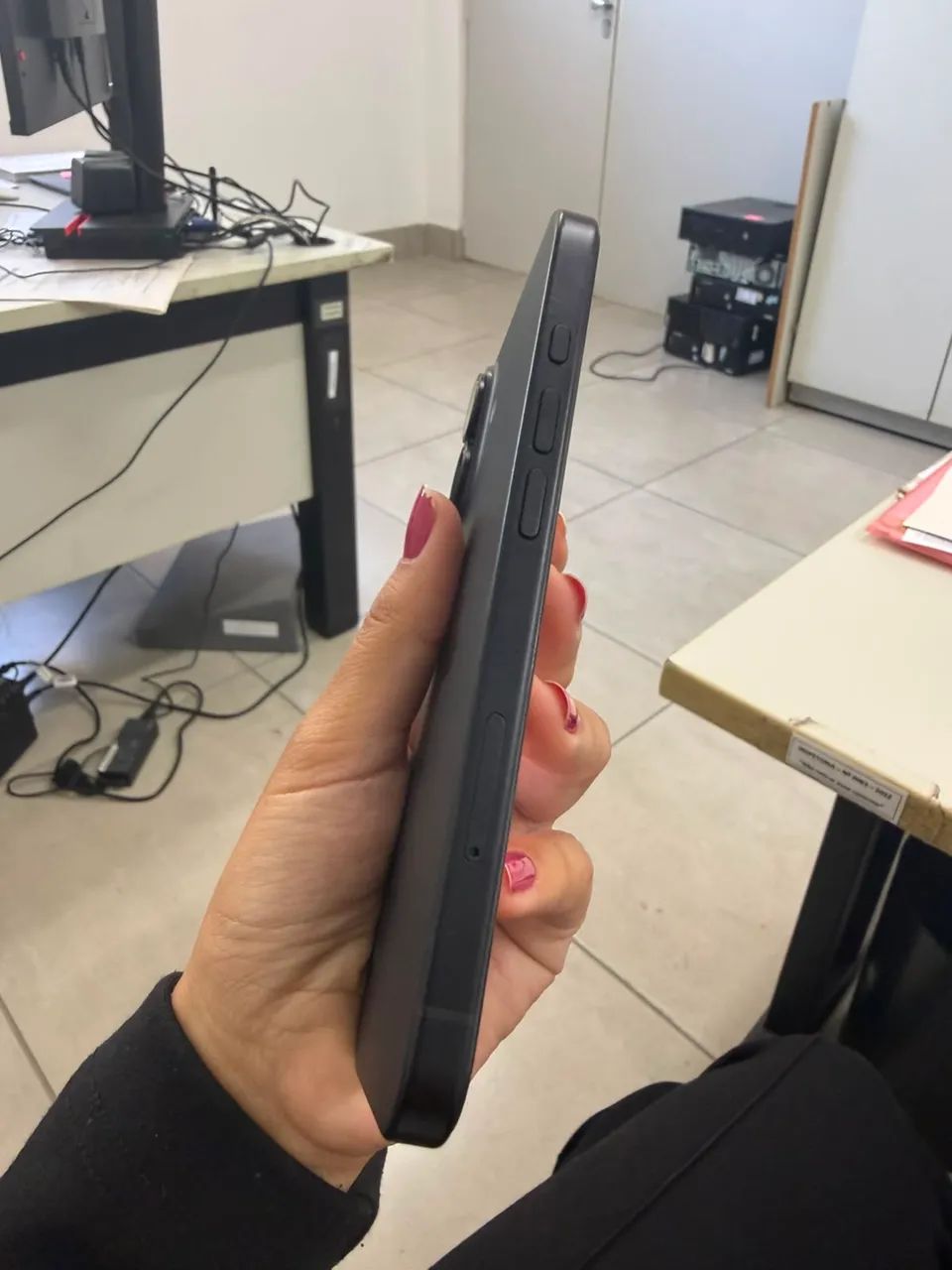 IPHONE 16 - Foto 5