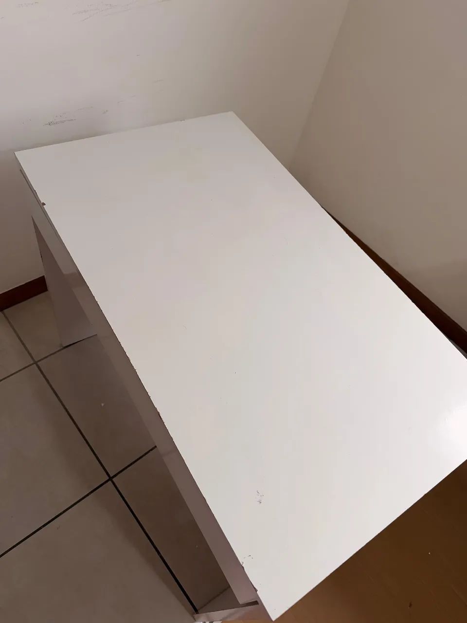 Escrivaninha branca  - Foto 2