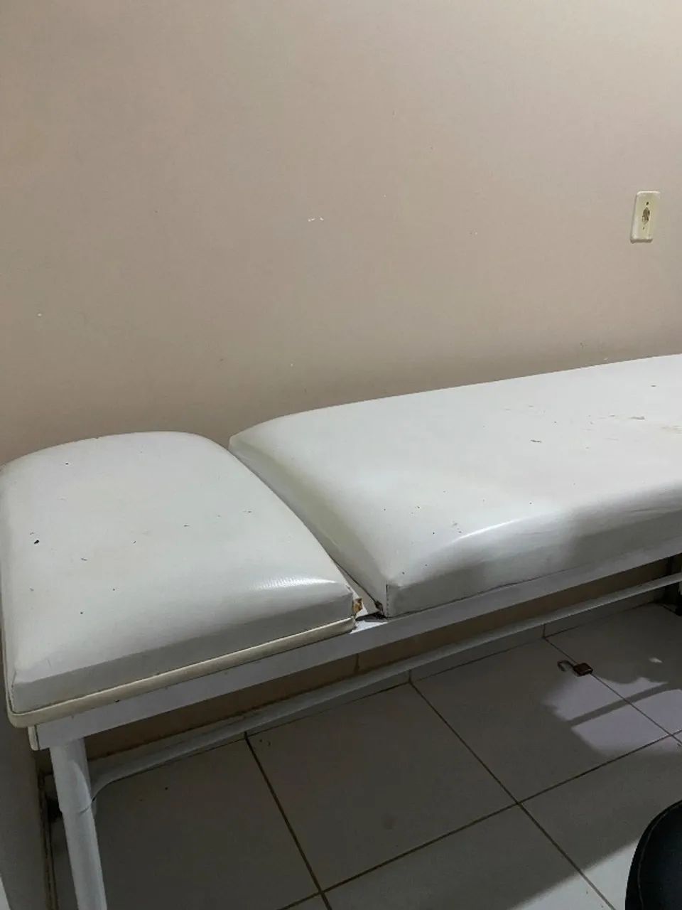 Maca e cadeira mocho (estética) - Foto 4