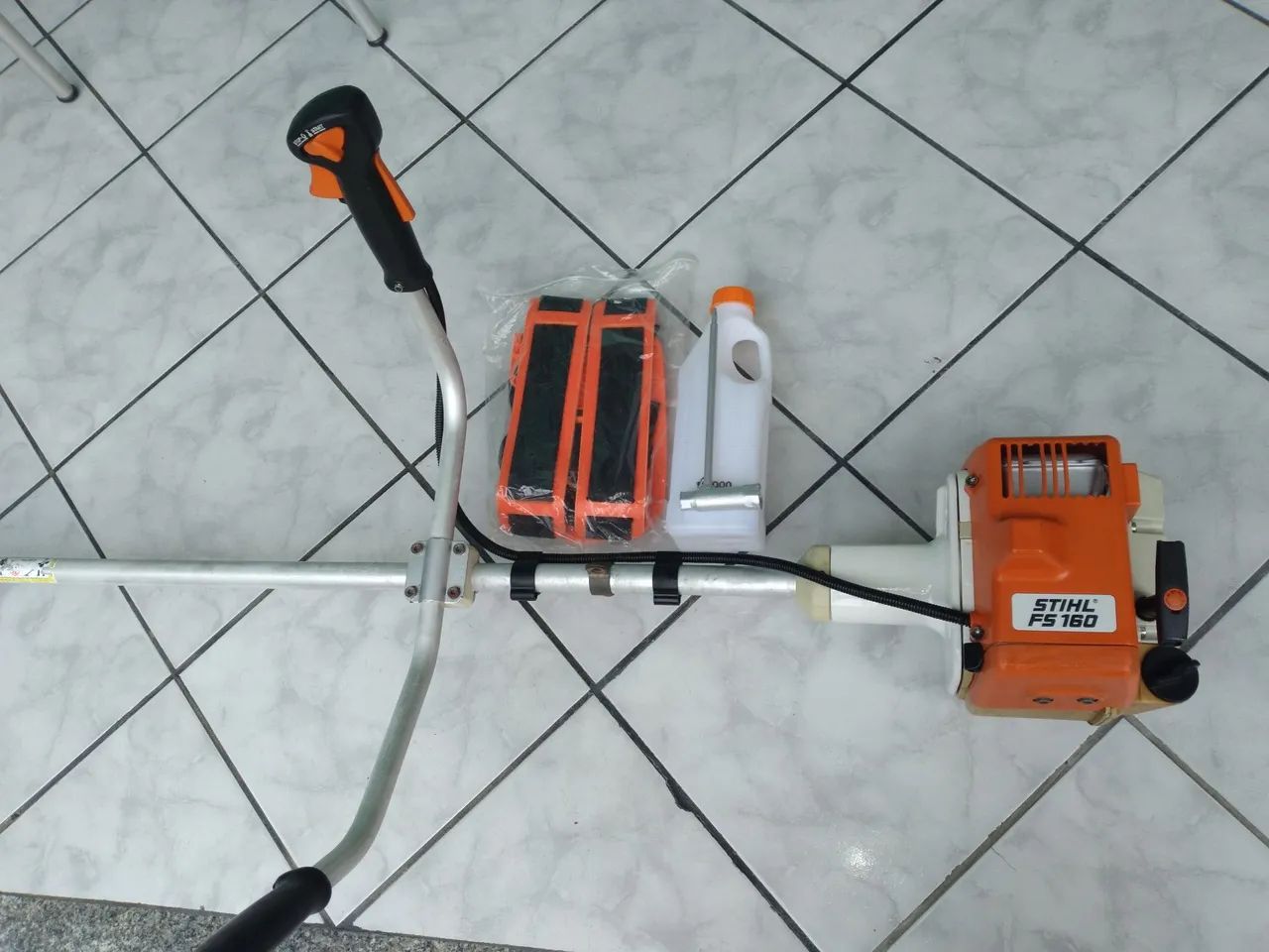 ROÇADEIRA STIHL FS 160 (ORIGINAL) - Jardinagem e Plantas - Badu ...