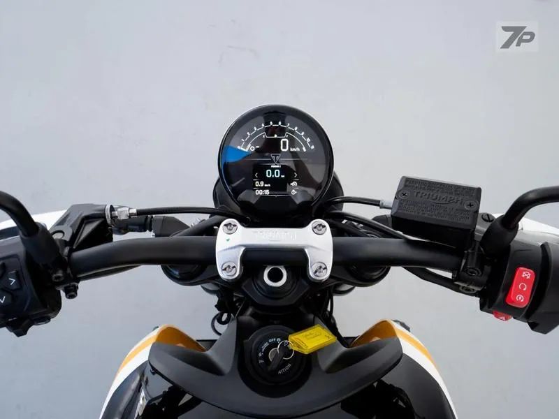 TRIUMPH TRIDENT 660  - Foto 5