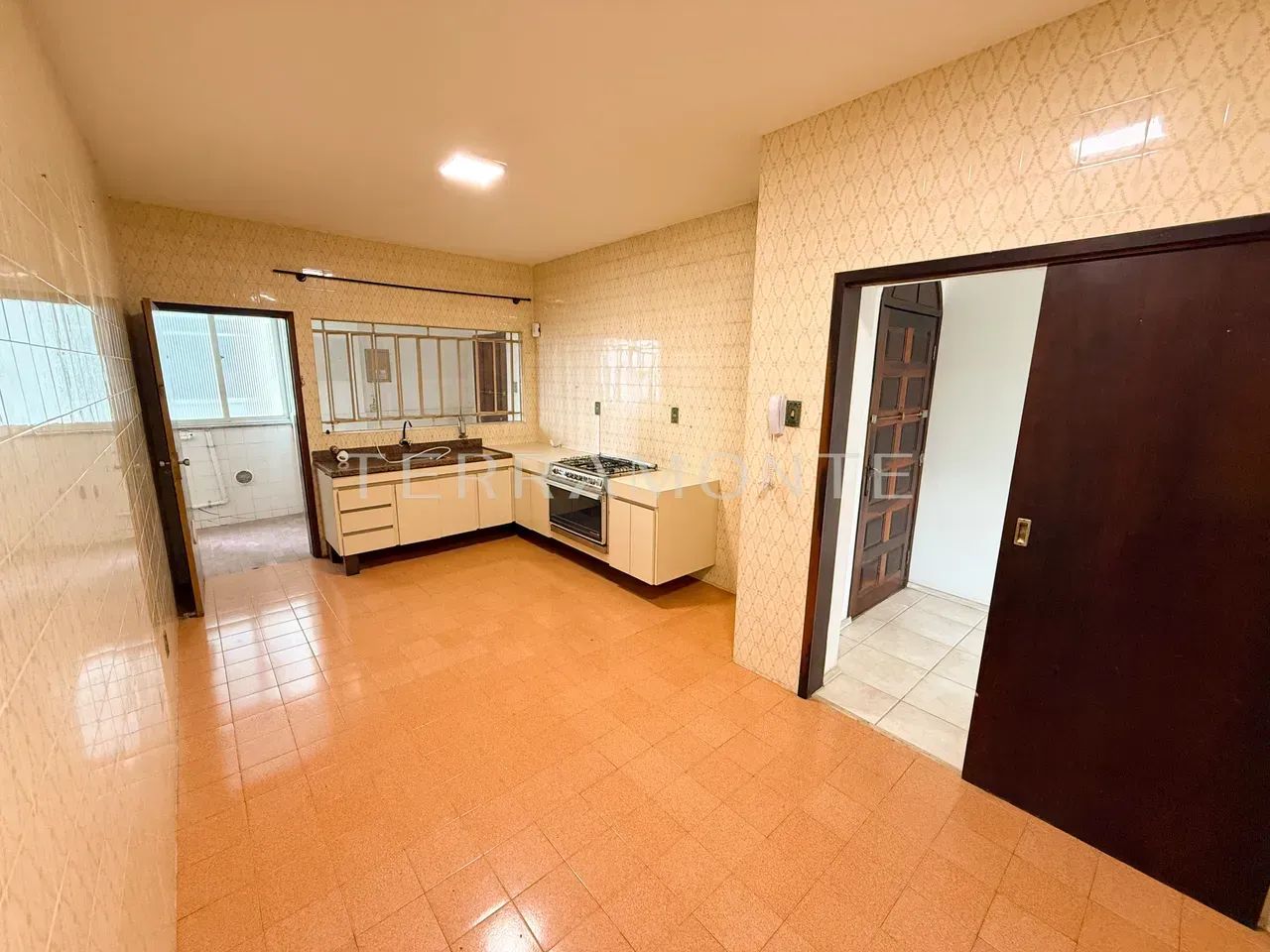 Apartamento com 144m² e 4 quartos no Centro de Tubarão - Foto 4