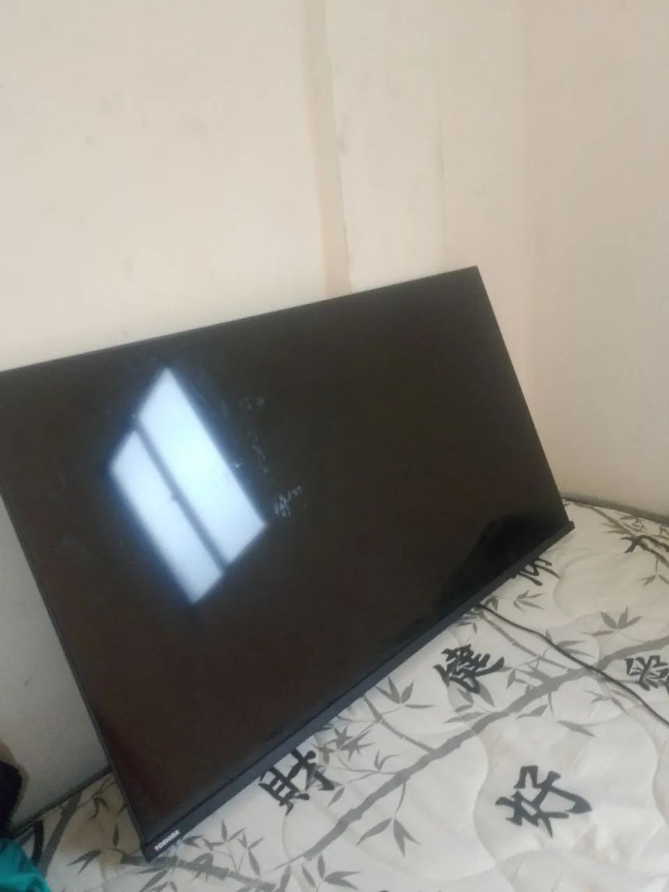 Vendo TV 43 polegadas, muito nova em ótimo estado de conservação oportunidade !!