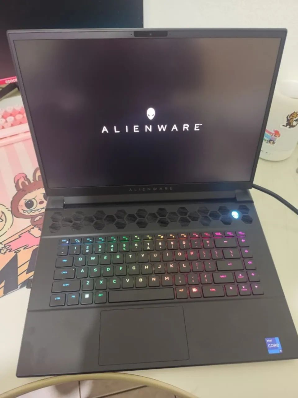 ノートPC Alienware M16 R1 i9/32GB/2TB/RTX4090 Alienware M16 R1 | RTX 4090 16GB | i9-13900HX | 32GB RAM | 1TB SSD