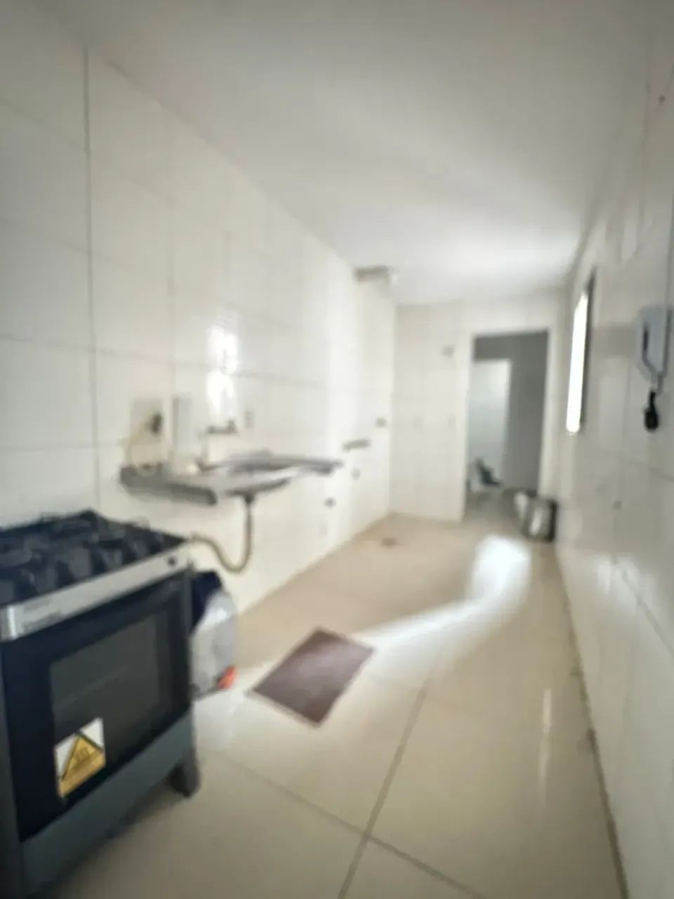 Alugo bahamar no calhau 3 quartos - Foto 4