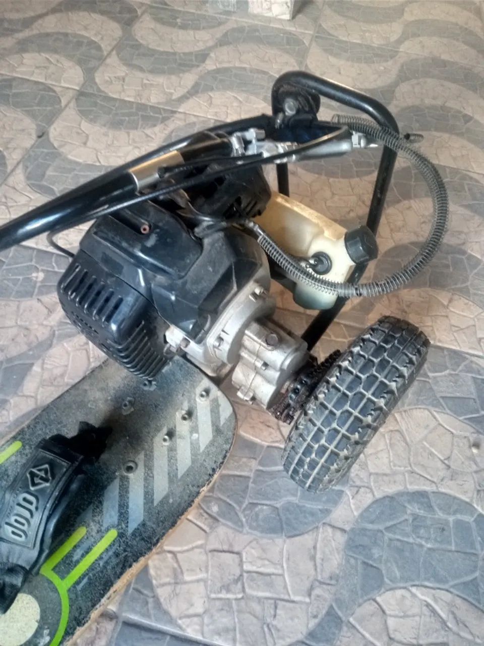 Skate Motorizado Gasolina Dropboards Carve Motor 2t 50 Cc - Foto 2